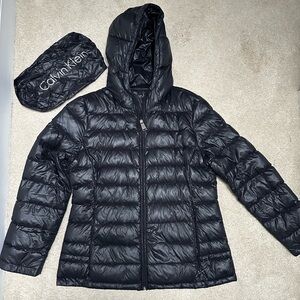Calvin Klein black packable puffer jacket size Large